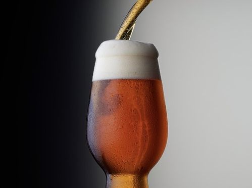全球最大啤酒公司百威英博研發(fā)無(wú)酒精大麻飲料，烈酒甜味探索新賽道
