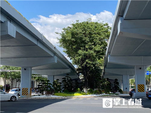 昆明采蓮橋下現(xiàn)“枯山水”園林景觀 市政園林精品化試點(diǎn)的詩(shī)意探索